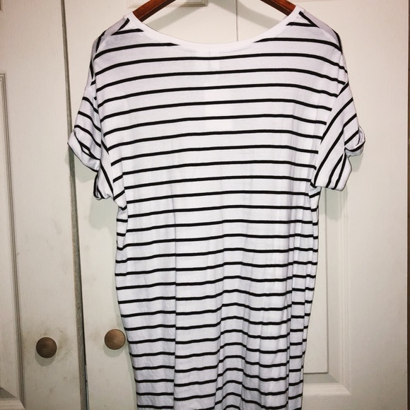 Divided by H&M T-Shirt Dress - Picture 4 of 7